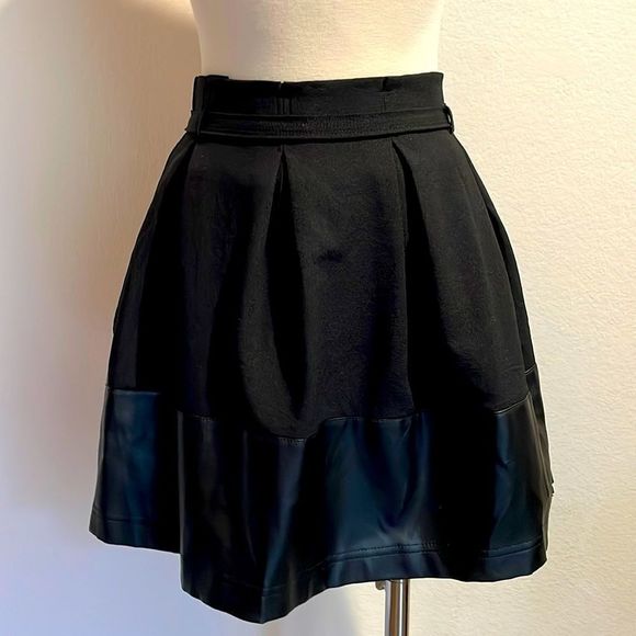 Dresses & Skirts - *new* leather high waisted skirt